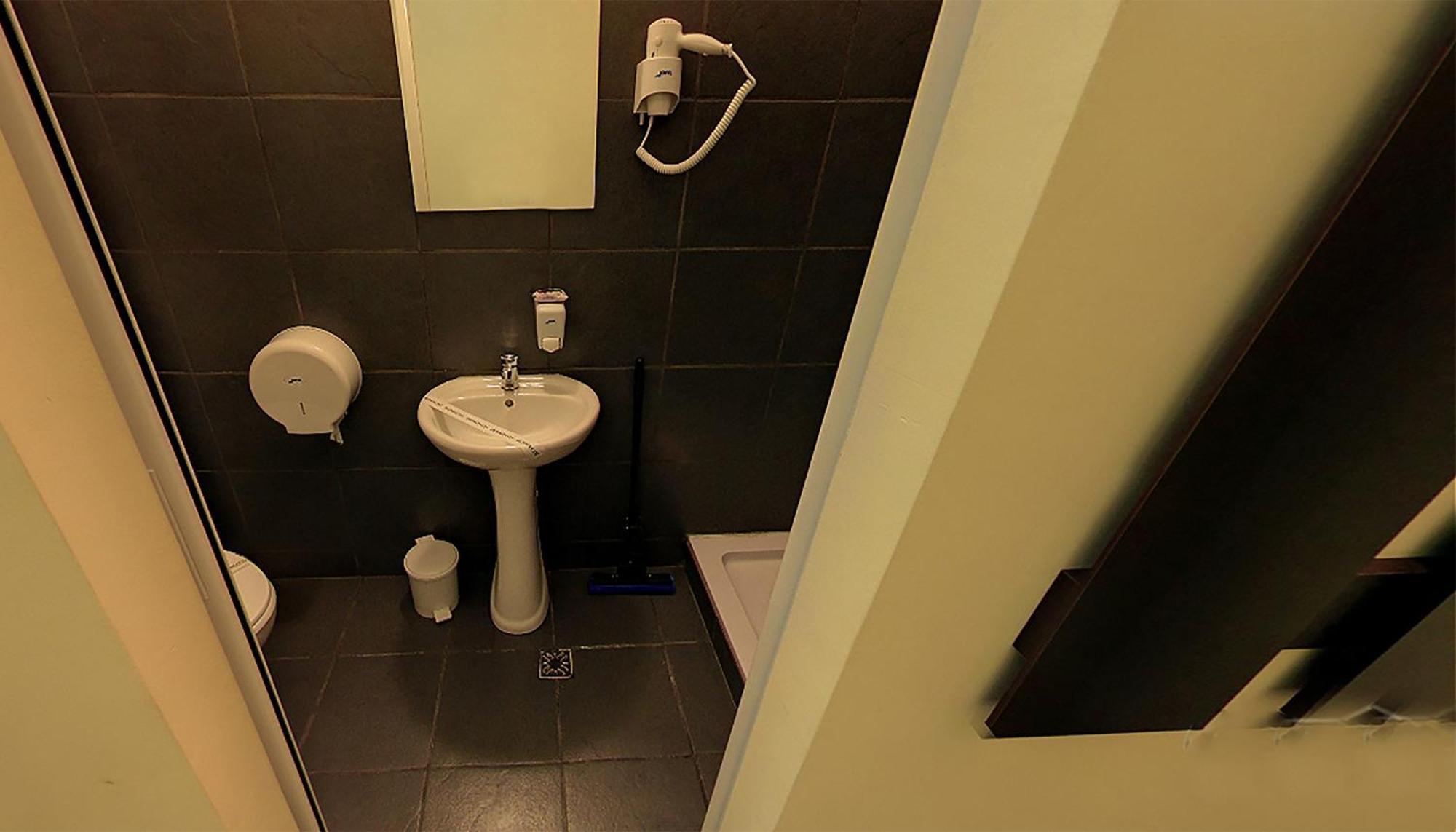 ホテル Casa Teilor ピテシュティ 部屋 写真